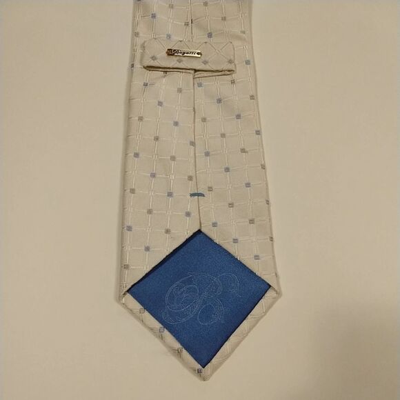 Bugatti White Blue Gray Check Pattern Designer Men's Necktie Tie 100% Silk - Picture 2 of 5
